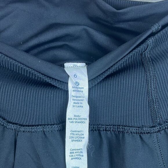 Lululemon women’s black sun setter jogger - Picture 4 of 6